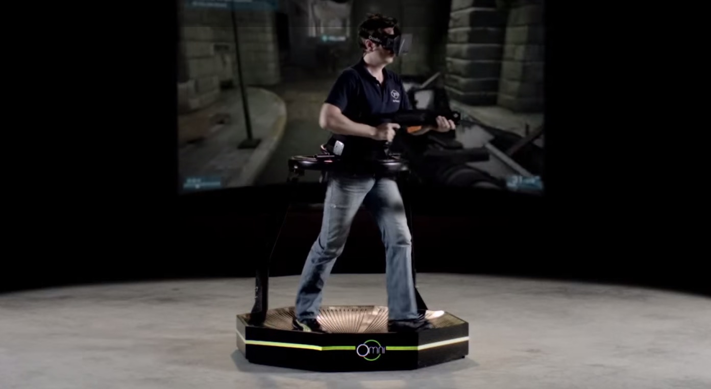 Creator  Jan Goetgeluk demonstrates the treadmill, playing a first-person shooter with an Oculus Rift.
