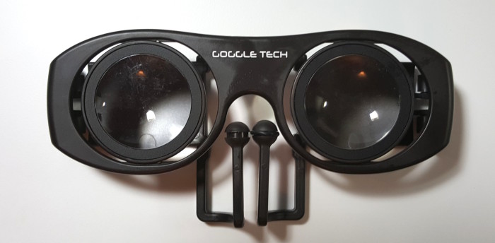 Goggle Tech VR headset