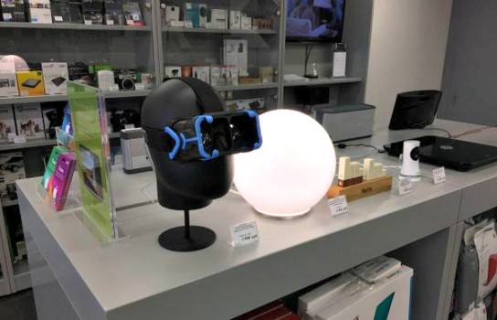 A Fibrum headset on a retail counter in Russia. (Image courtesy Fibrum.)