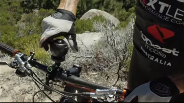 360fly camera on a bike mount. (Image courtesy 360fly.)