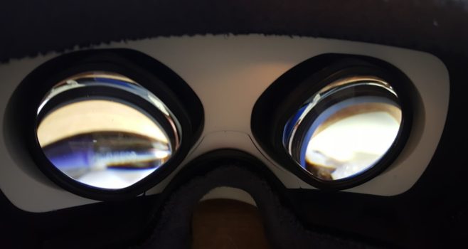 The lenses on the DeePoon V3 are not round. Instead, they narrow in towards the center.